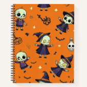 シック不気味ハロウィーン枕 – 無料フェスティバル ノートブック (正面)