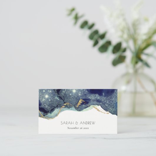 シック流体抽象芸術インク金ゴールドネイビーグリッター結婚ズ プレイスカード (スタンド正面)