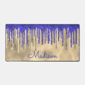 シック王室のブルー金ゴールドグリッタードリップモノグラム デスクマット (正面)