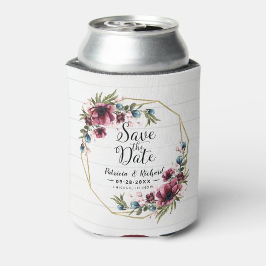 シック素朴バーガンディフローラ結婚式の日付を保存 缶クーラー (缶裏面)