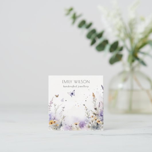 シック薄紫ワイルドフラワーバタフライイヤリングディスプレイ スクエア名刺 (スタンド正面)