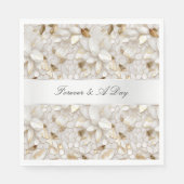 シック金ゴールドグラムホワイトロータスフラワーズ結婚ズ スタンダードランチョンナプキン (正面)