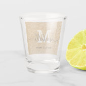 シック金ゴールドグリッタースパークルモノグラムエレガント ショットグラス (裏面)