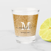 シック金ゴールドグリッタースパークルモノグラムエレガント ショットグラス (正面)