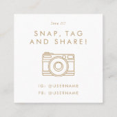 シック金ゴールドタイポグラフィロゴソーシャルメディアのスナップ共有 スクエア名刺 (裏面)