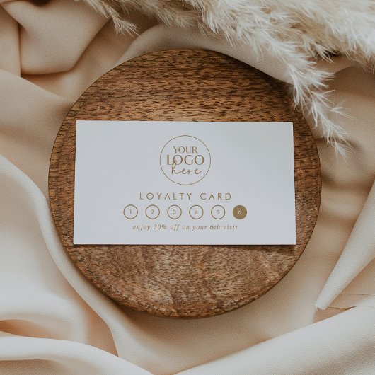 シック金ゴールドタイポグラフィロゴビジネス報酬6パンチ ロイヤリティカード