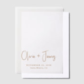 シック金ゴールドモノグラム結婚ズオーバーレイ ベラム紙招待状 (オフセット)