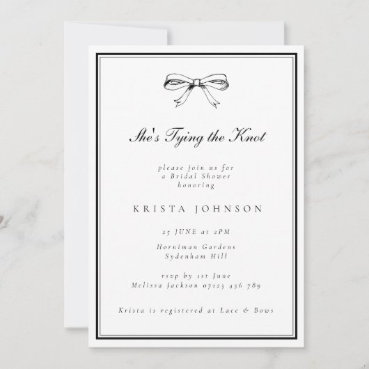 シック・ブラック彼女は結び目の弓ブライダルシャワー 招待状 (正面)