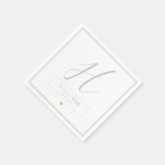 シック・ホワイトで新郎新婦の名結婚前 スタンダードカクテルナプキン (角)