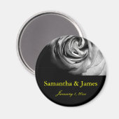 シッスタイリッシュクな黒と白のバラ マグネット (正面/裏面)