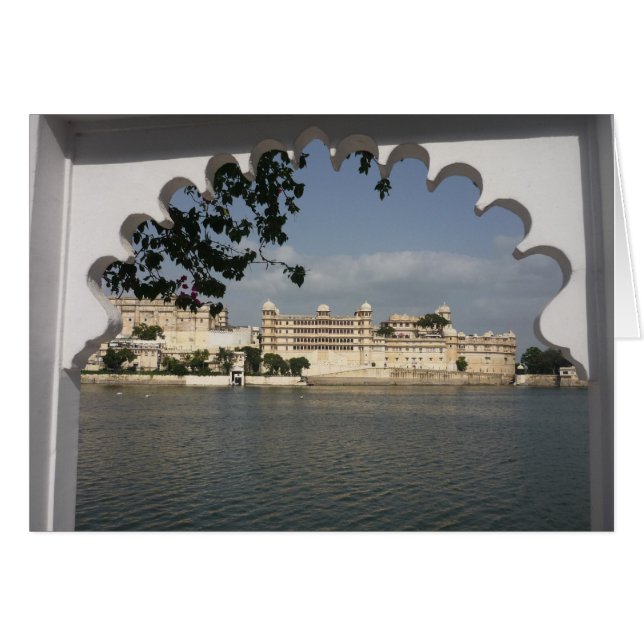 シティパレスアーチ (正面横)