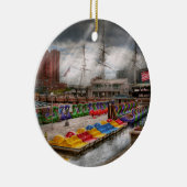 シティー – ボルチモアMD – メリモダンランド セラミックオーナメント (右)