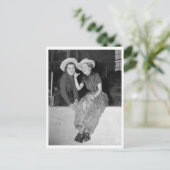 シティ女性のカーボーイヴィンテージ1937写真 ポストカード (スタンド正面)