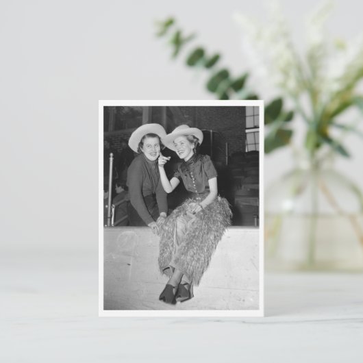シティ女性のカーボーイヴィンテージ1937写真 ポストカード (スタンド正面)