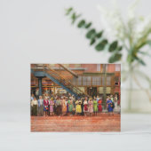 シティ – シカゴ – 1940年通り車待ち ポストカード (スタンド正面)