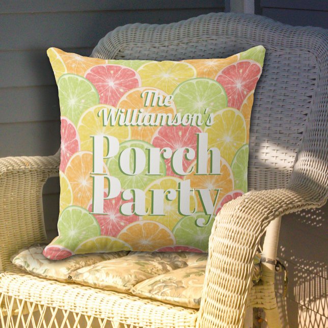 シトラススライスポーチパーティー屋外枕 アウトドアクッション (Citrus Slices Porch Party Outdoor Pillow - 2 sizes)