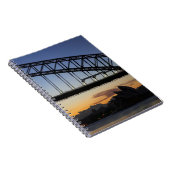 シドニーハーバーブリッジアンドシドニーオペラハウスアット2 ノートブック (右側)