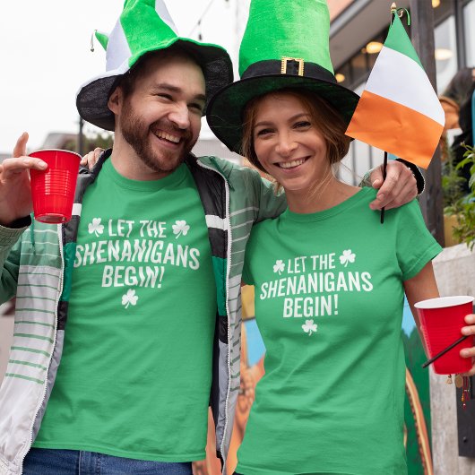 シナニガンを始める Tシャツ