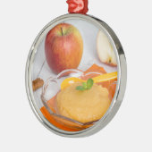 シナモンとオレンジスプーンのアップルソース メタルオーナメント (左)