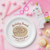 シナモン転がパンペストリー誕生日パーティーブランチ ペーパープレート (パーティー)