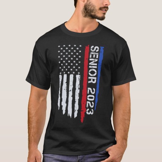 シニア2023アメリカ国旗の卒業ギフト Tシャツ (正面)