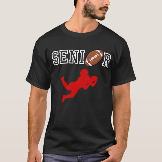 シニア+フットボール選手の赤いシルエット Tシャツ (正面)