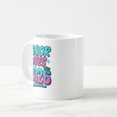 シニアVibes 2026卒業マグ – おもしろいクラス20 コーヒーマグカップ (正面左)