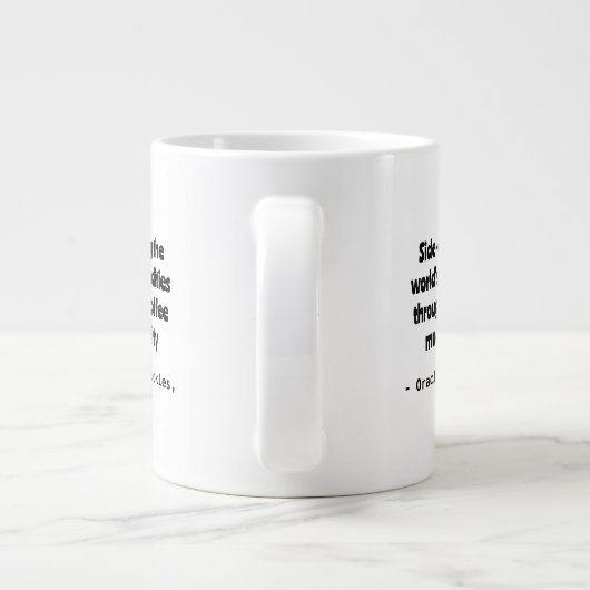 シニカルなコーヒーのユーモアのパーソナライズのマグカップ ジャンボコーヒーマグカップ (裏面)