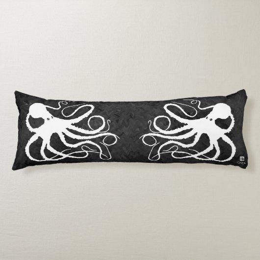 シビルズタコオングレー – 抱き枕 (正面)