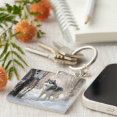 シベリアのハスキーが雪のクリスマスを過ごす キーホルダー (正面右)