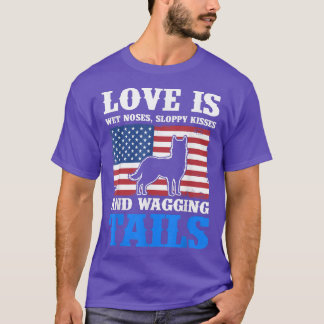 シベリアのハスキー犬そりアメリカ国旗の犬の所有者 Tシャツ