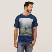 シベリアの白ハスキーTシャツ Tシャツ (正面フル)