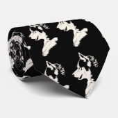 シベリアンハスキーはスタイリッシュなアラスカンマラミュートのタイを結びます ネクタイ (ロール)