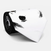 シベリアンハスキーはスタイリッシュなアラスカンマラミュートのタイを結びます ネクタイ (ロール)