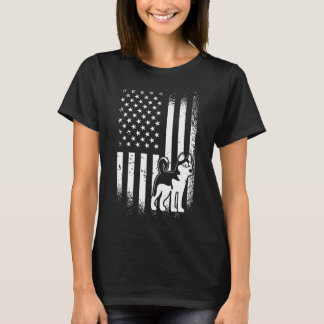 シベリア・ハスキー米国国旗の所有者 Tシャツ