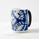 シボリ絞り染めサウスシーズインディゴろうけつ染め モーフィングマグカップ (正面右)
