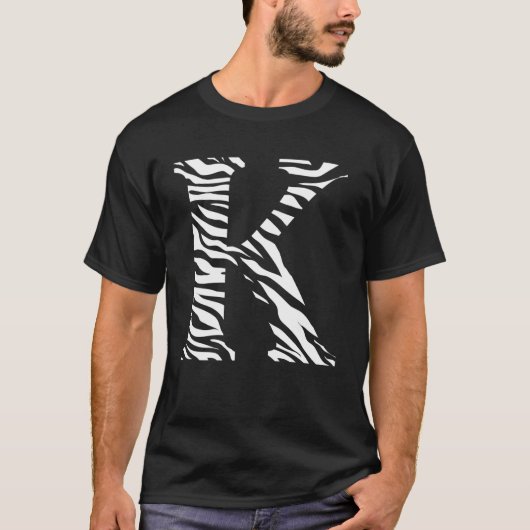 シマウマの動物の皮の模様のイニシャル文字Kの名前M Tシャツ (正面)
