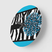 シマウマは青い菊と縞で飾ります ラウンド壁時計 (傾斜)