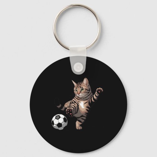 シマシマのトラ猫がサッカーを蹴る とっても面白い猫好きグッズ キーホルダー (正面)
