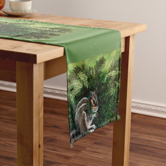 シマリスのヒイラギTablerunner ショートテーブルランナー (インサイチュ)