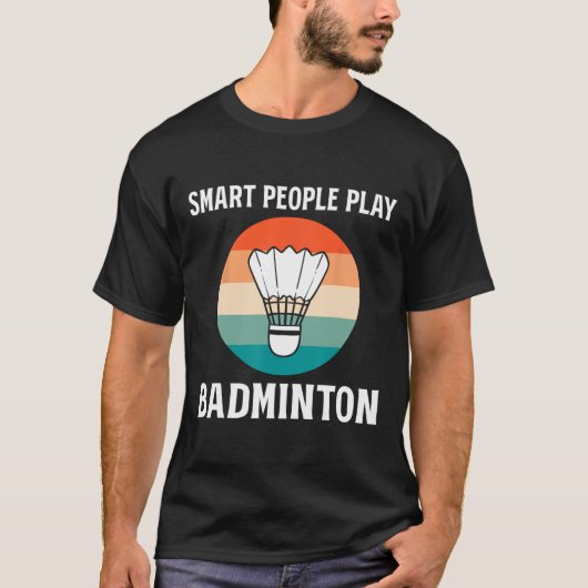 シャトルバおもしろいドミントン選手 Tシャツ (正面)