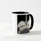 シャトル宇宙の後部 マグカップ (正面右)