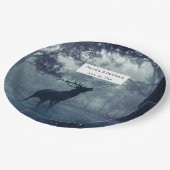 シャドウィーの森に〔雄ジカの〕枝角を持つ鹿結婚- ペーパープレート (アングル)