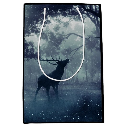 シャドーイの森に〔雄ジカの〕枝角を持つ鹿 ミディアムペーパーバッグ (正面)