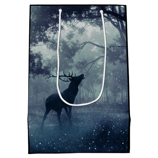 シャドーイの森に〔雄ジカの〕枝角を持つ鹿 ミディアムペーパーバッグ (裏面)