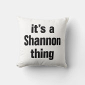 シャノンの物 クッション (正面)