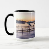 シャパラメキシコの湖の早朝の景色 マグカップ (左)