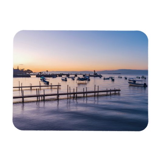 シャパラメキシコの湖の早朝の景色 マグネット (横)