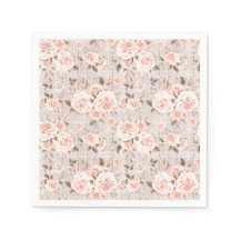 シャビーな木材とロマンチックなバラの shabby chic ウェディング