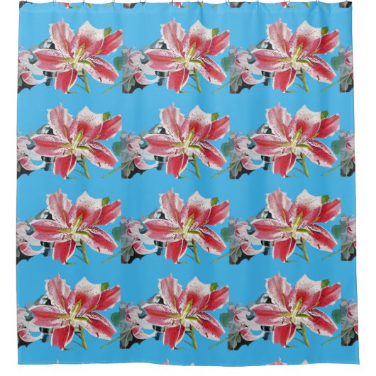 シャビーな青と赤のユリの花のシャワーカーテン シャワーカーテン (正面)